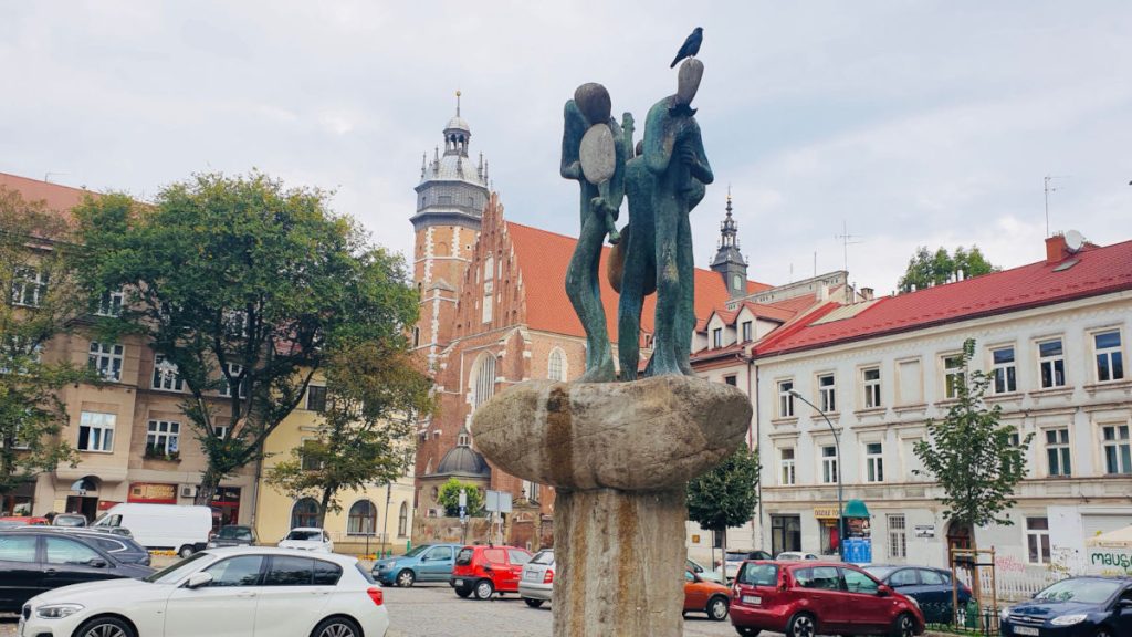 Rzeżba na placu Wolnica Kazimierz Kraków