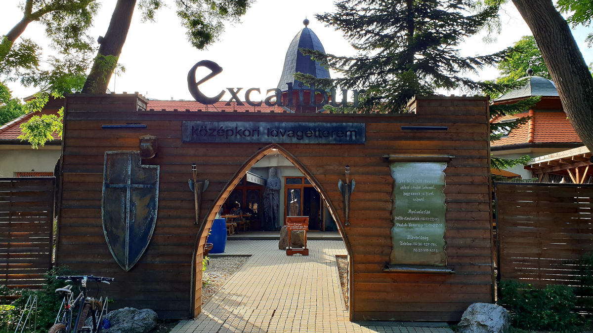 Restauracja Excalibur Eger