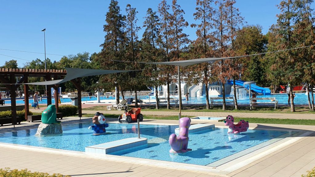 Atrakcje dla dzieci na kąpielisku w Egerze