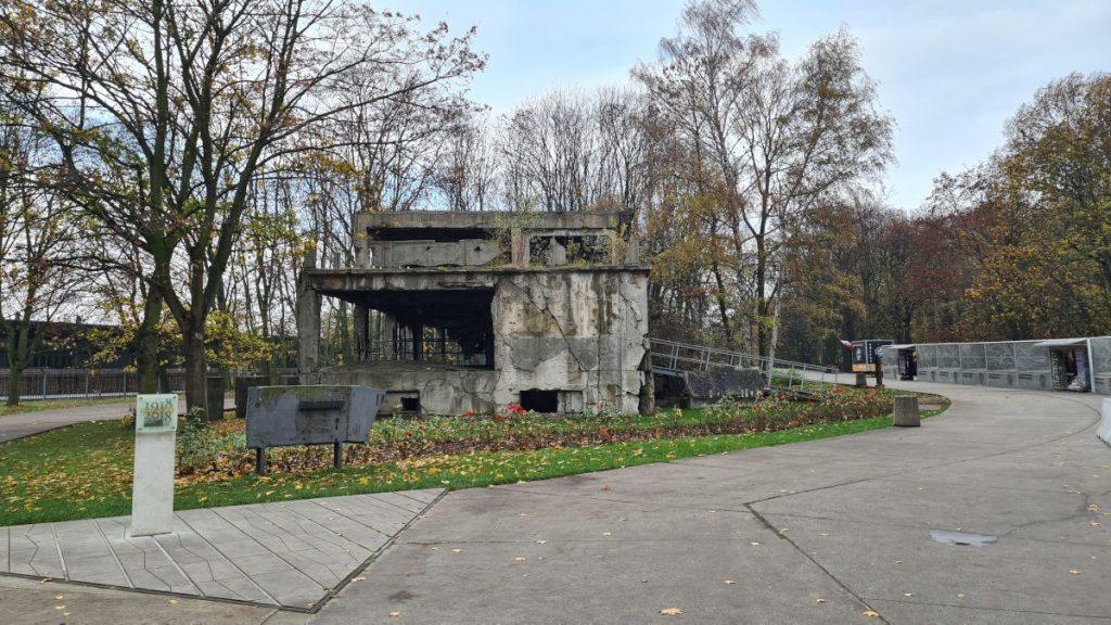 Westerplatte zniszczone koszary